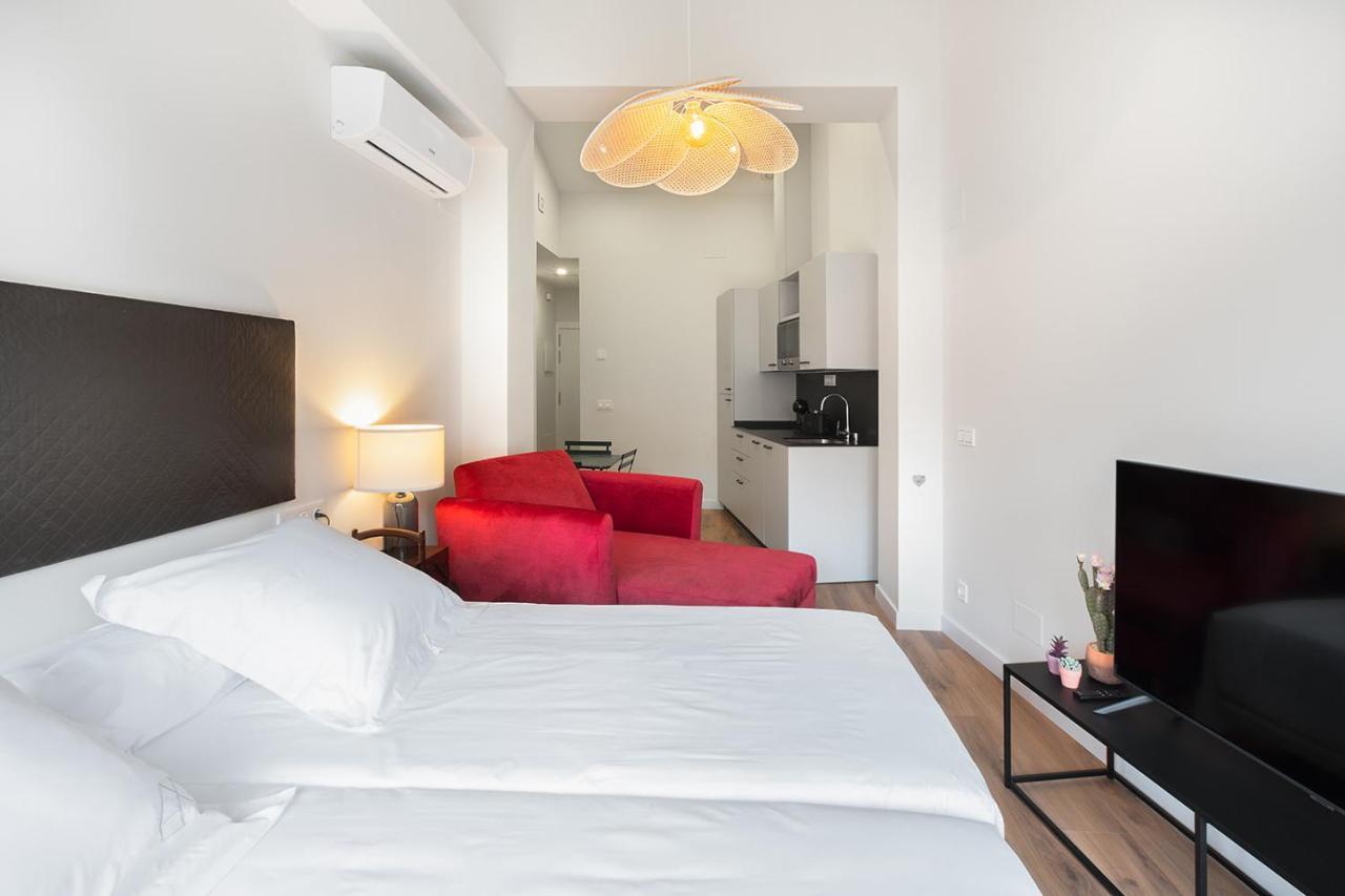 Okako Apartments Tudela Eksteriør billede